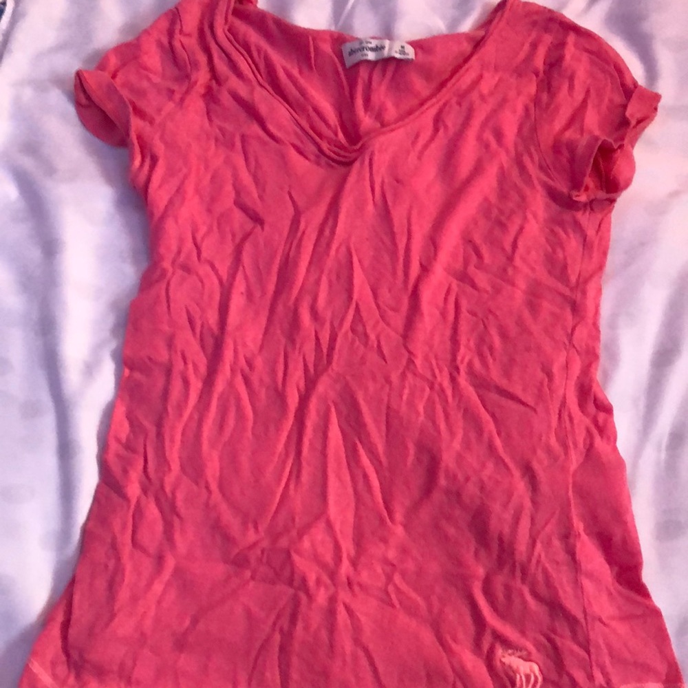 pink shirt